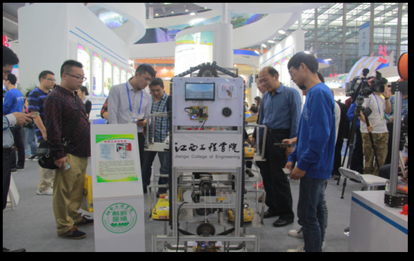 江西工程学院的奋力迈步在创新创业教育之路